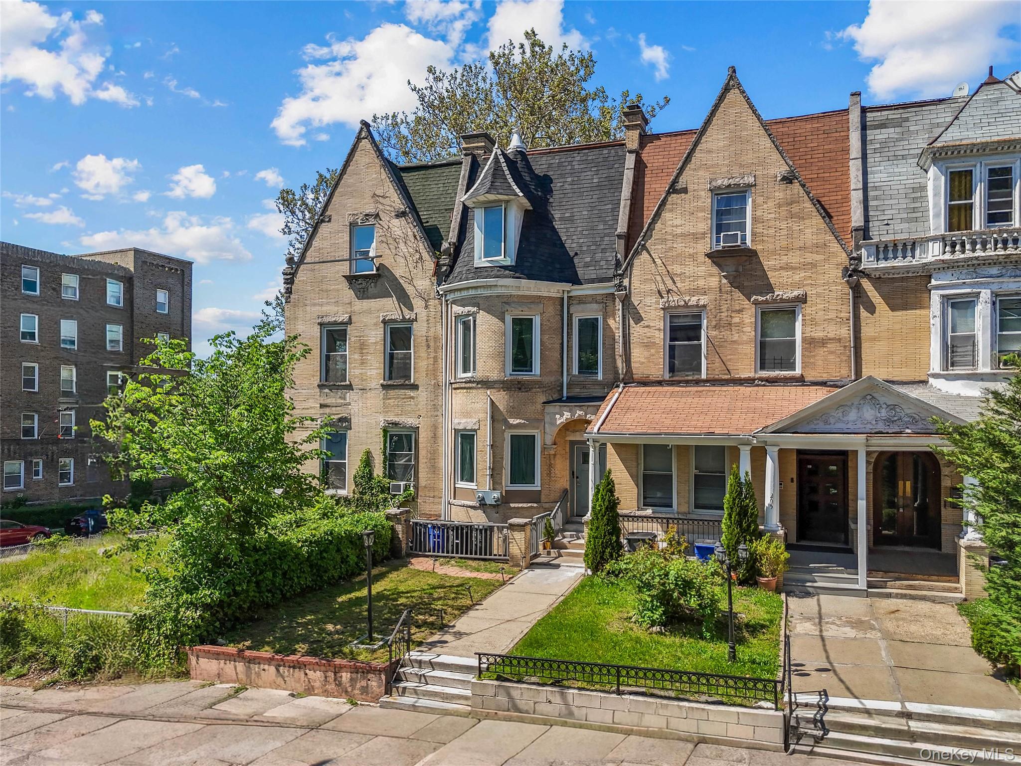 203 E Prospect Avenue – For Sale photo 2