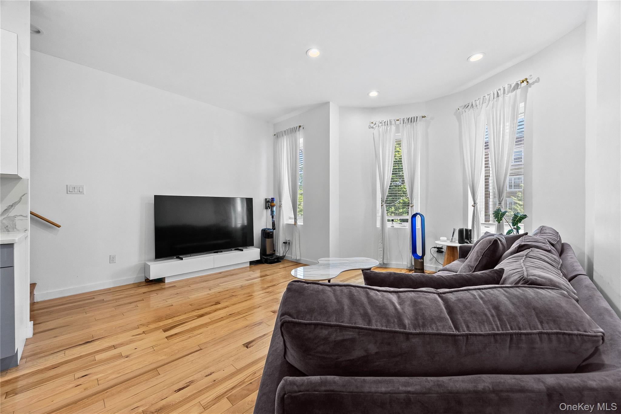 203 E Prospect Avenue – For Sale photo 5