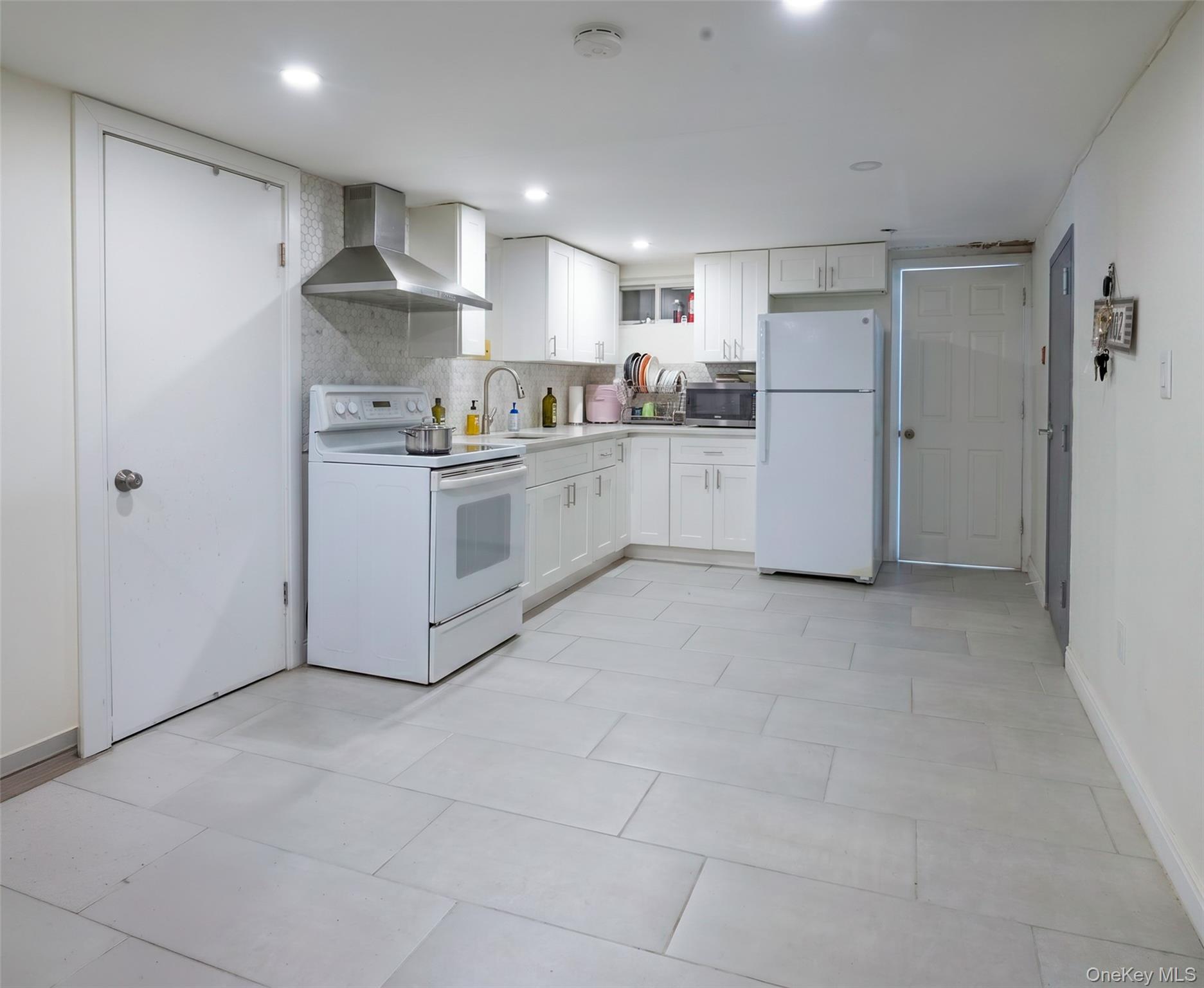 150-07 Reeves Avenue – For Sale photo 18