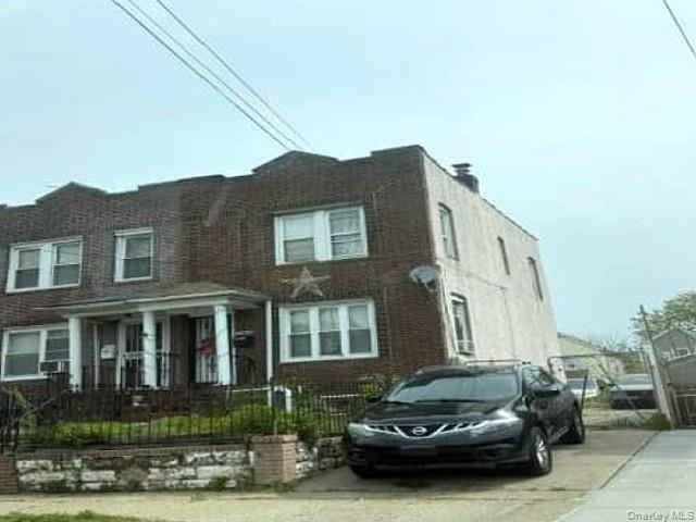 114-35 Inwood Street – For Sale