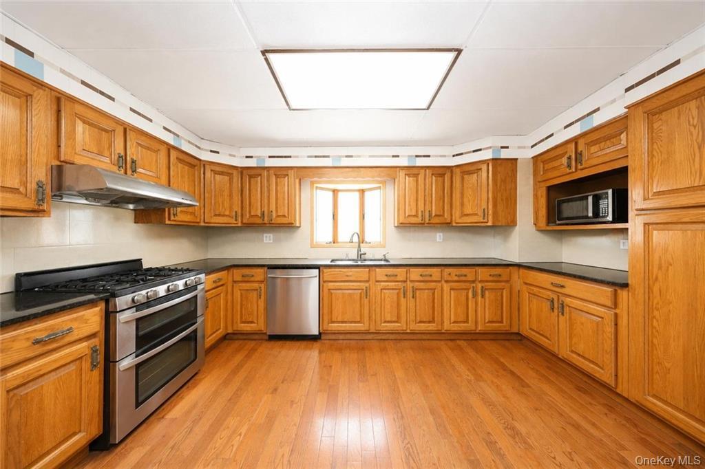 2675 E 27th Street – For Sale photo 11