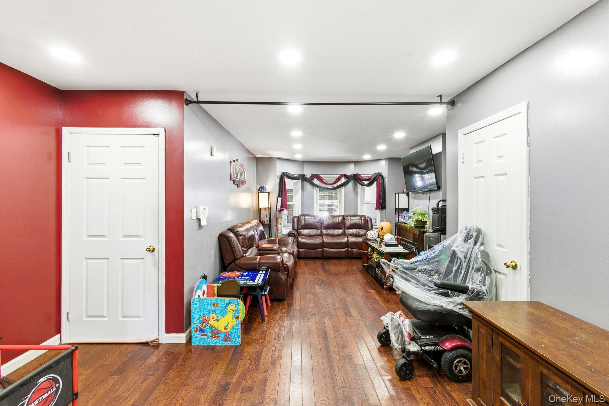 180 Fountain Avenue – For Sale photo 7