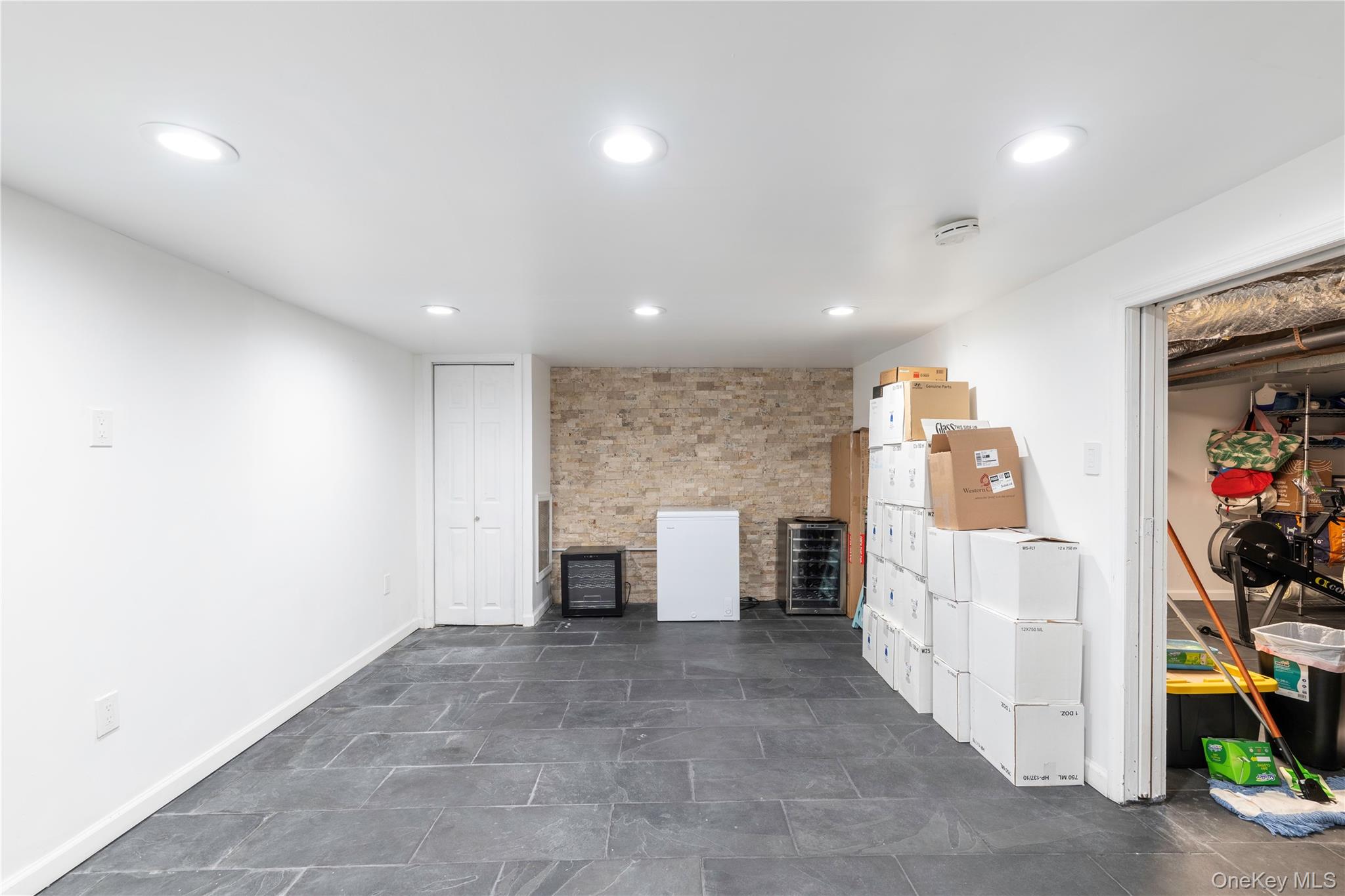 21 Barnard Avenue – For Sale photo 30