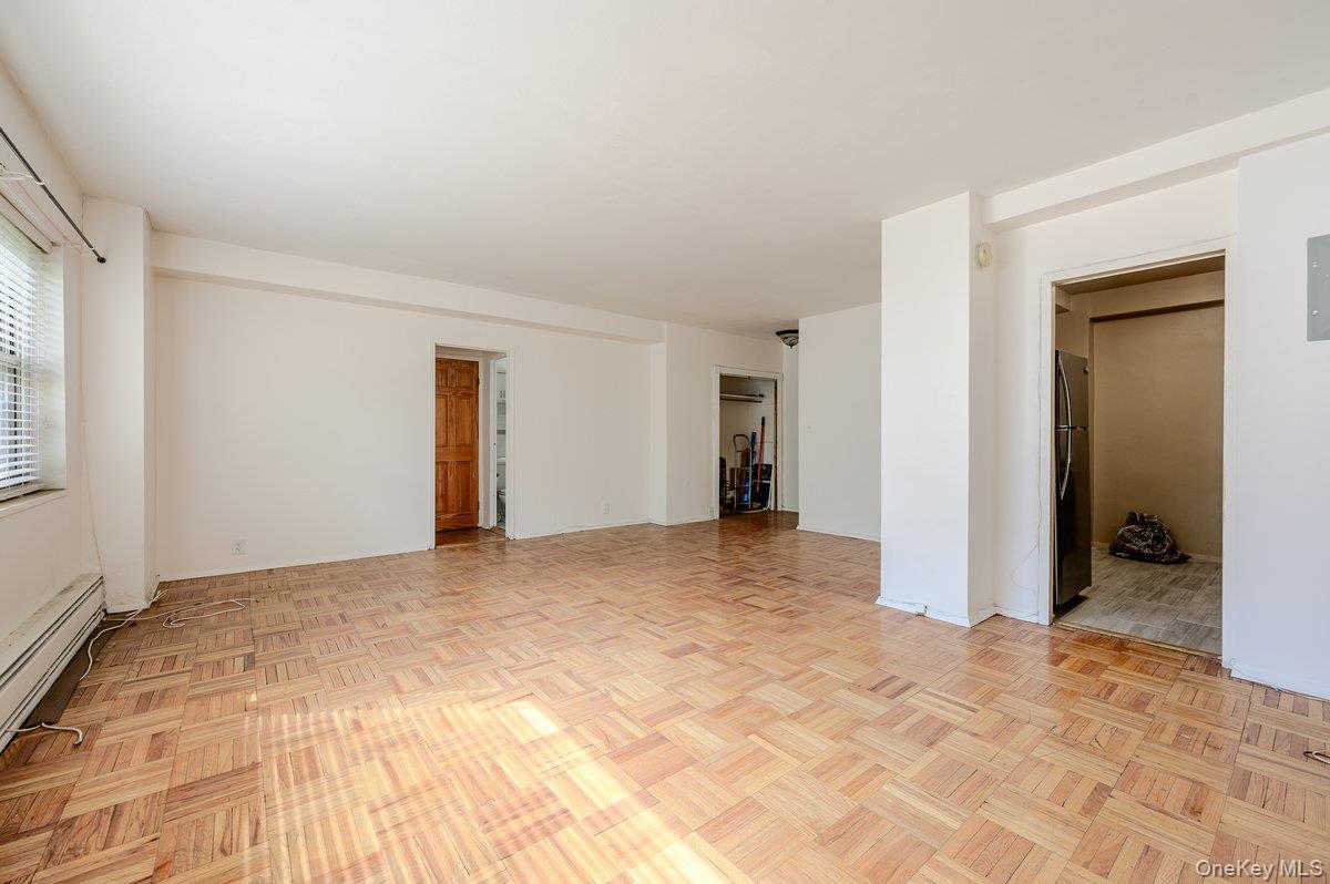 3 Fordham Hill Oval, Unit 5E photo 2
