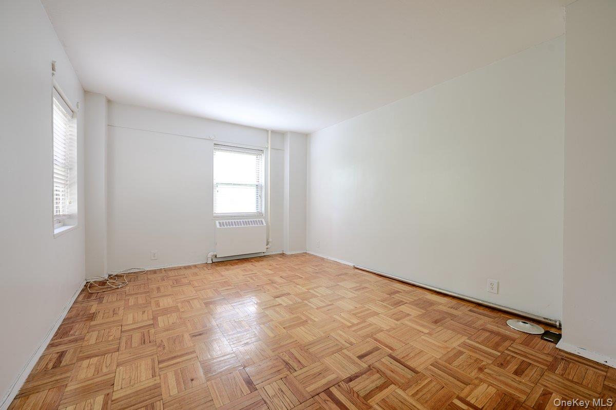 3 Fordham Hill Oval, Unit 5E photo 10