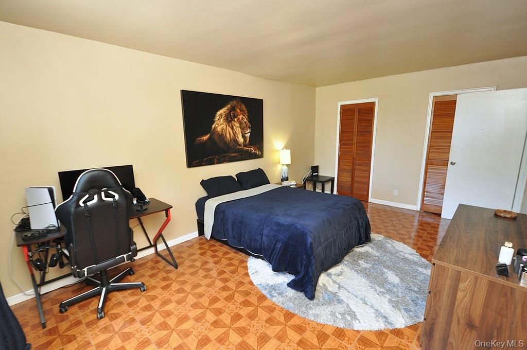 485 Webster Avenue, Unit B5 photo 19