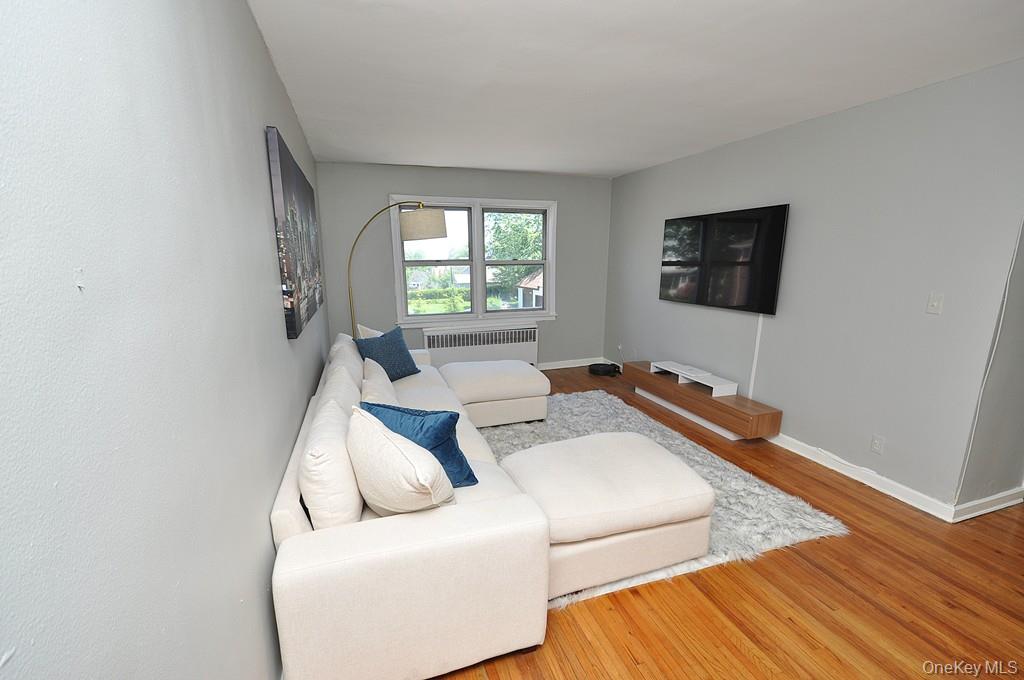 485 Webster Avenue, Unit B5 photo 6