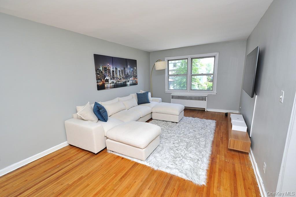 485 Webster Avenue, Unit B5 photo 3