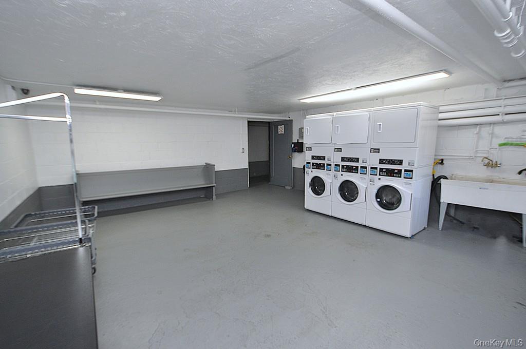485 Webster Avenue, Unit B5 photo 26