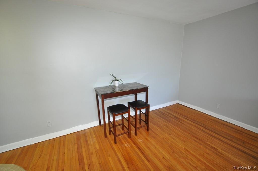 485 Webster Avenue, Unit B5 photo 13