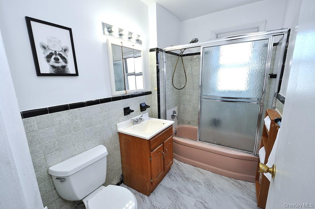485 Webster Avenue, Unit B5 photo 21