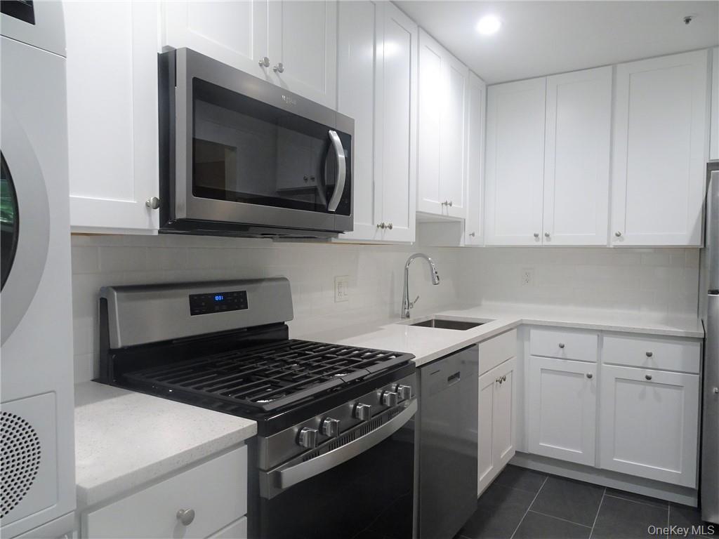300 Livingston Avenue, Unit 2A photo 7