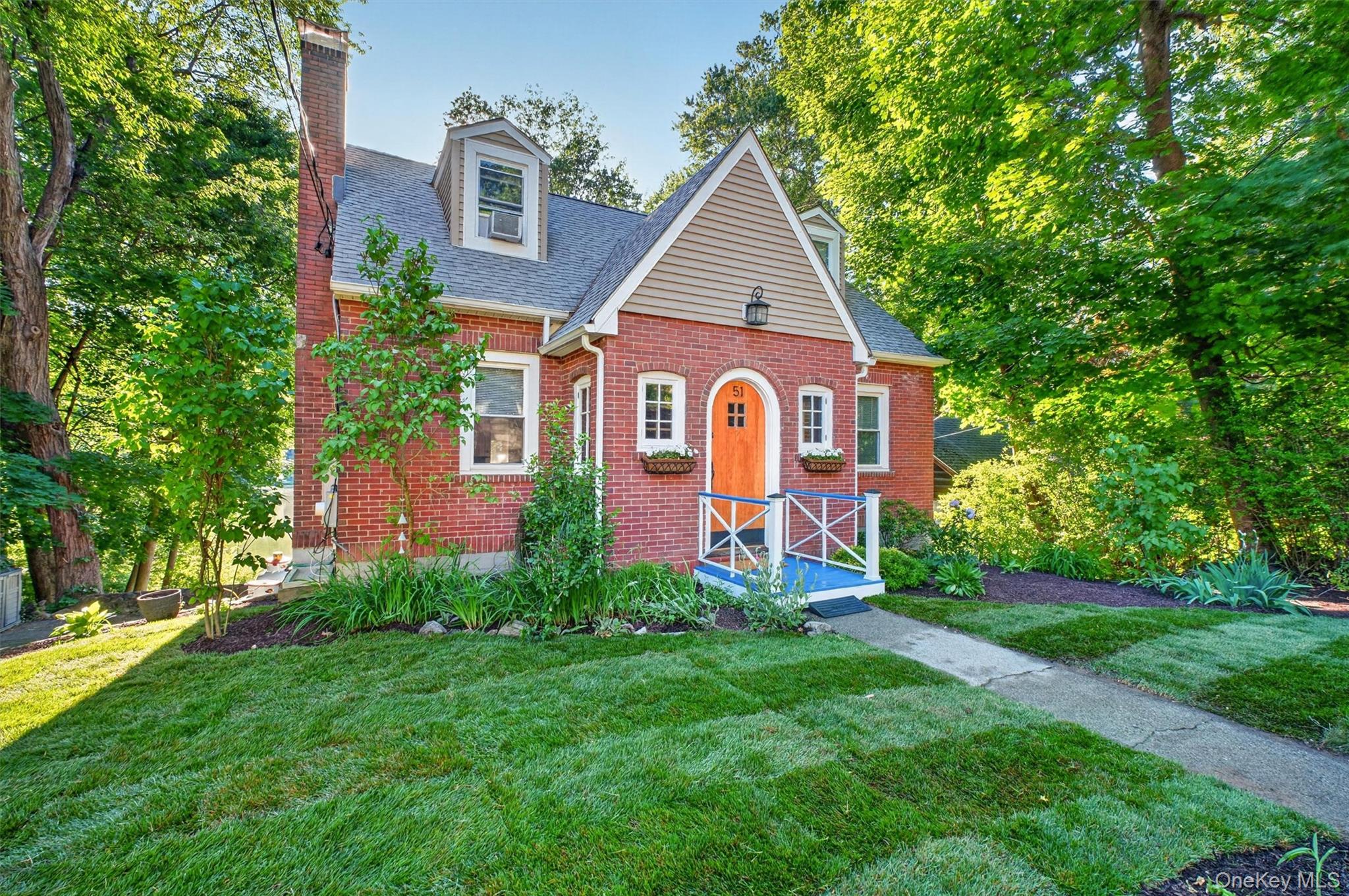 51 Lake Drive – For Sale photo 3