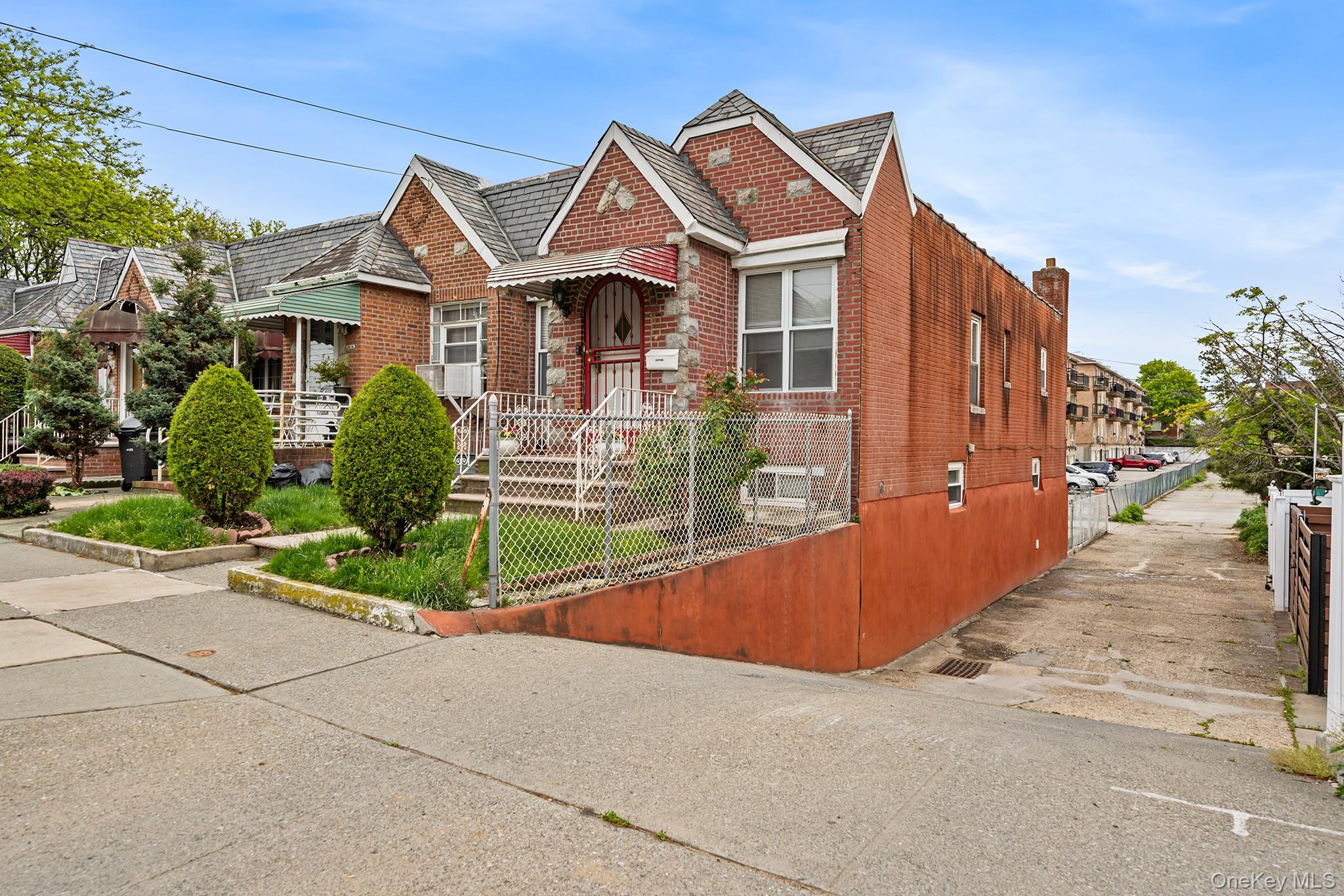 8612 133rd Avenue – For Sale photo 2