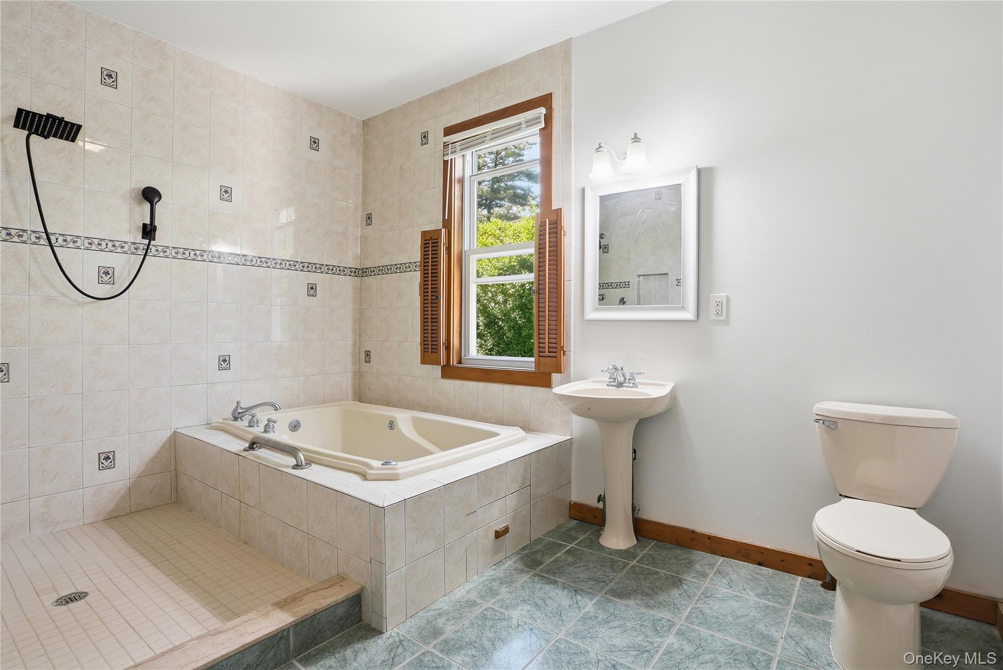 116 Carpenter Avenue – For Sale photo 16