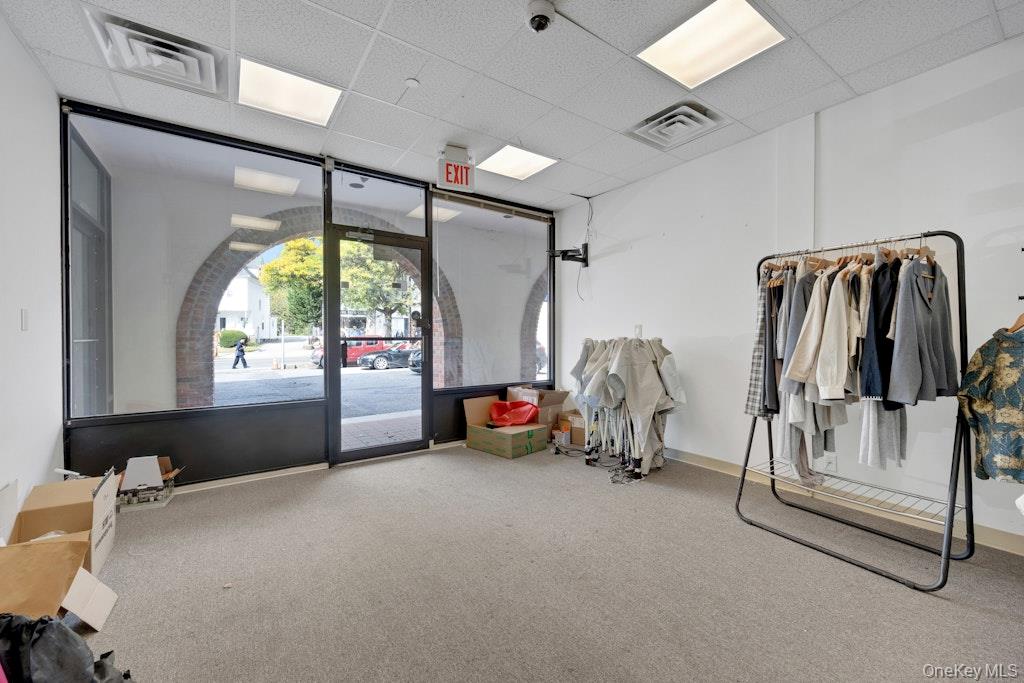 38 Beekman Avenue, Unit Ground Flo photo 9