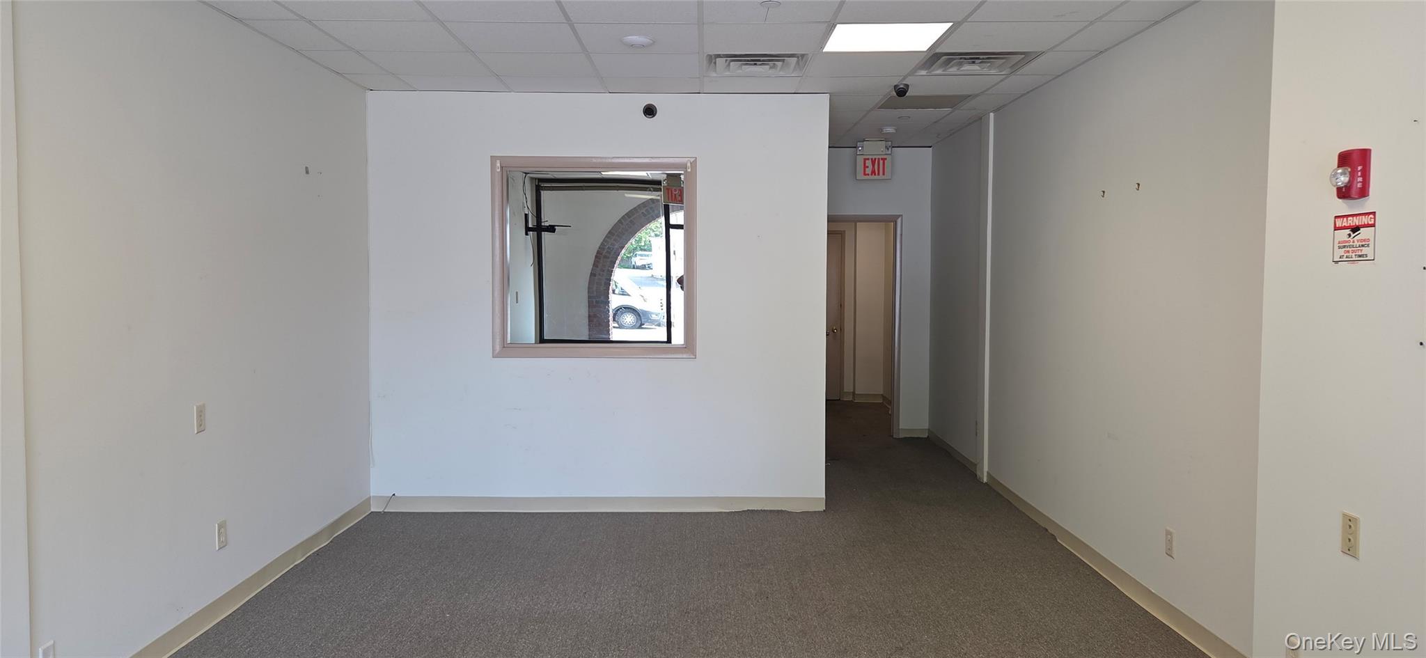 38 Beekman Avenue, Unit Ground Flo photo 6