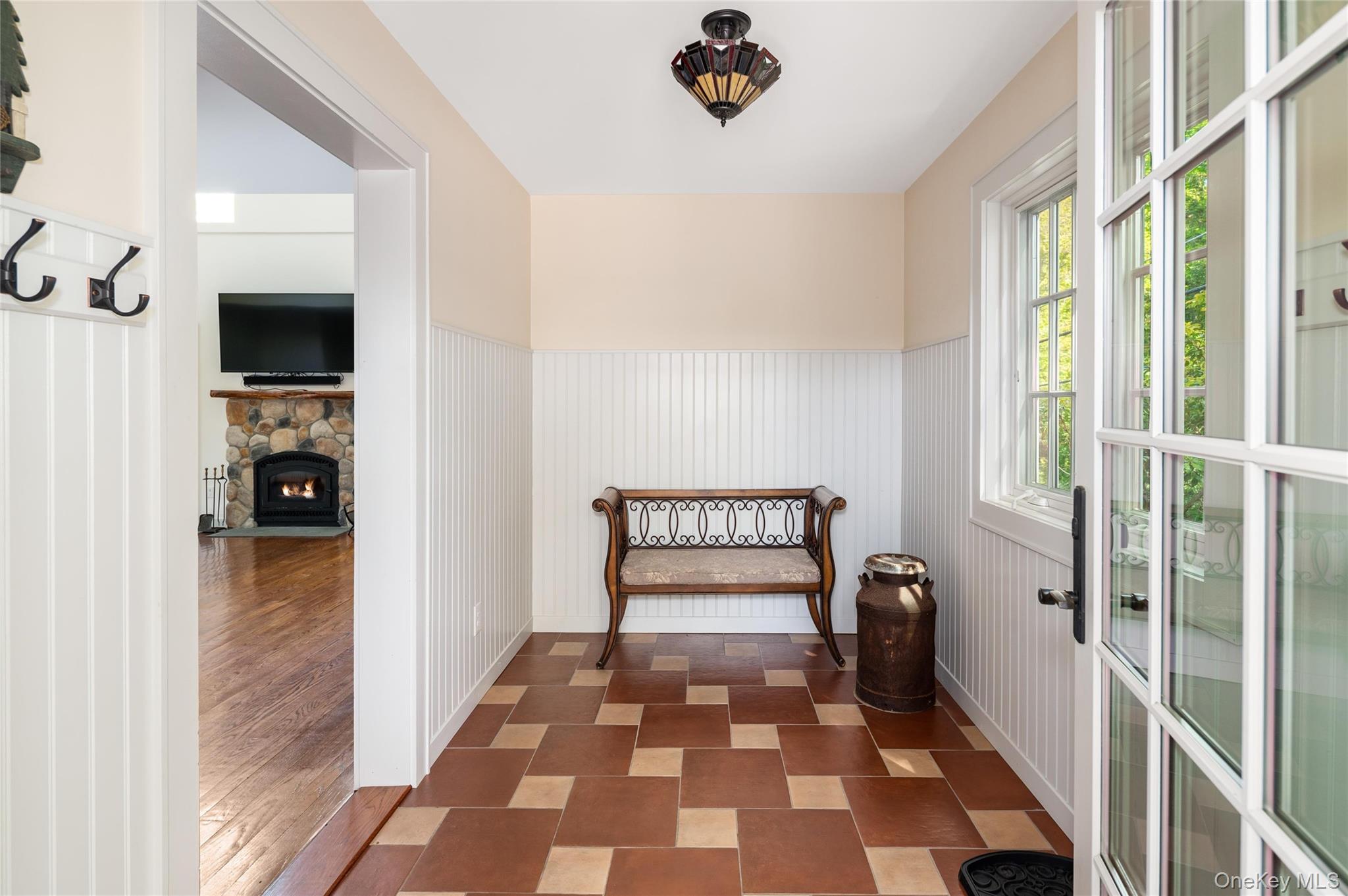 53 Cove Road – For Rent photo 9