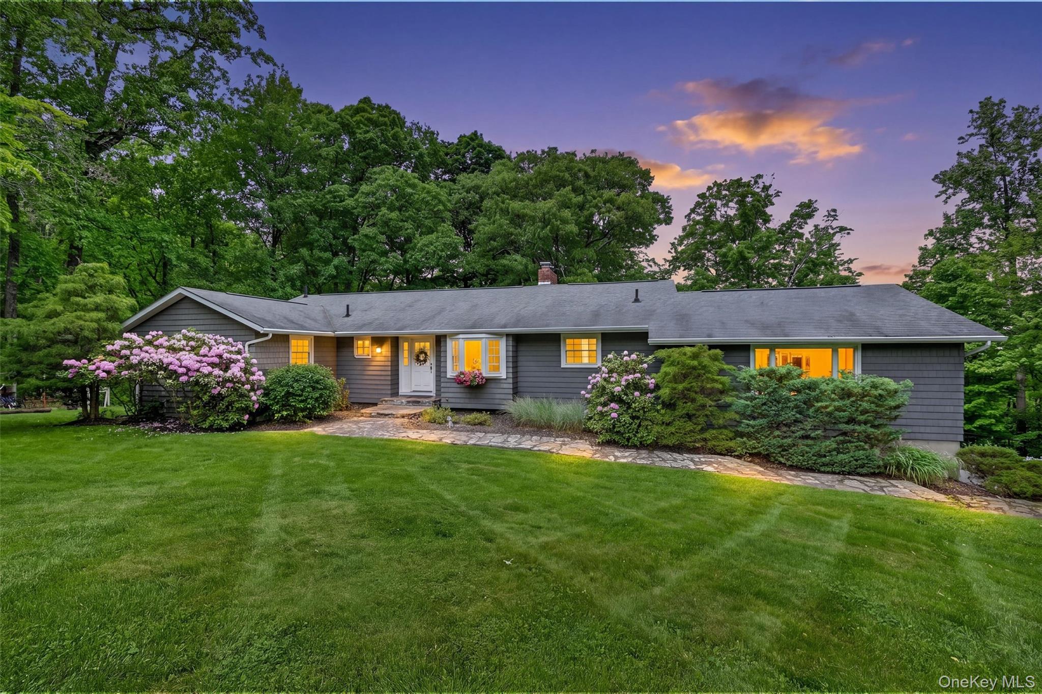 8 Mountain Brook Road – For Sale
