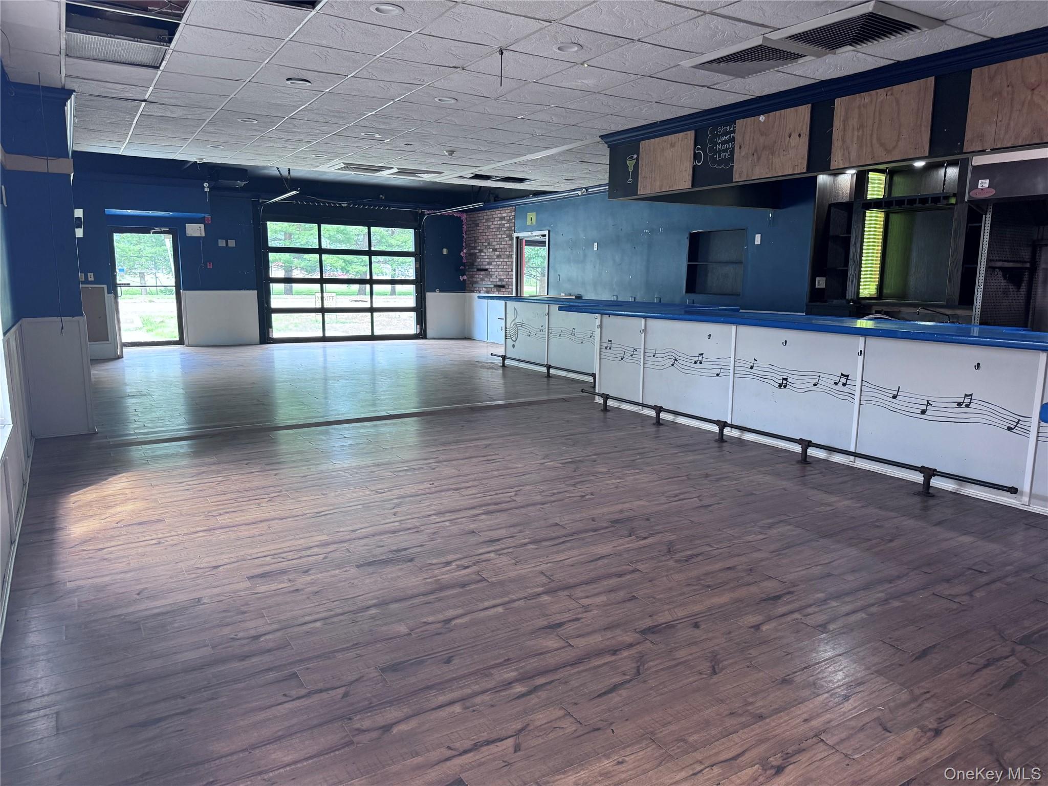 357 Hooker Avenue – For Rent photo 10