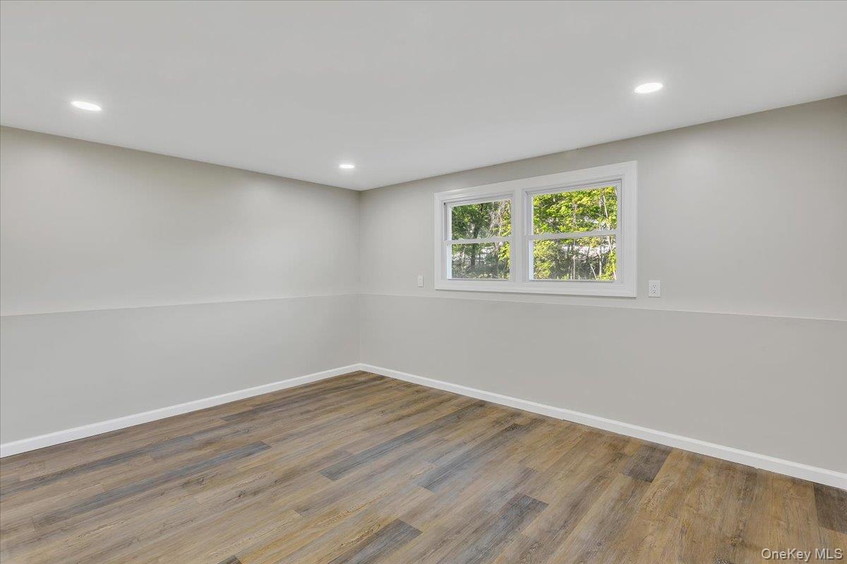 513 Canada Street – For Sale photo 31