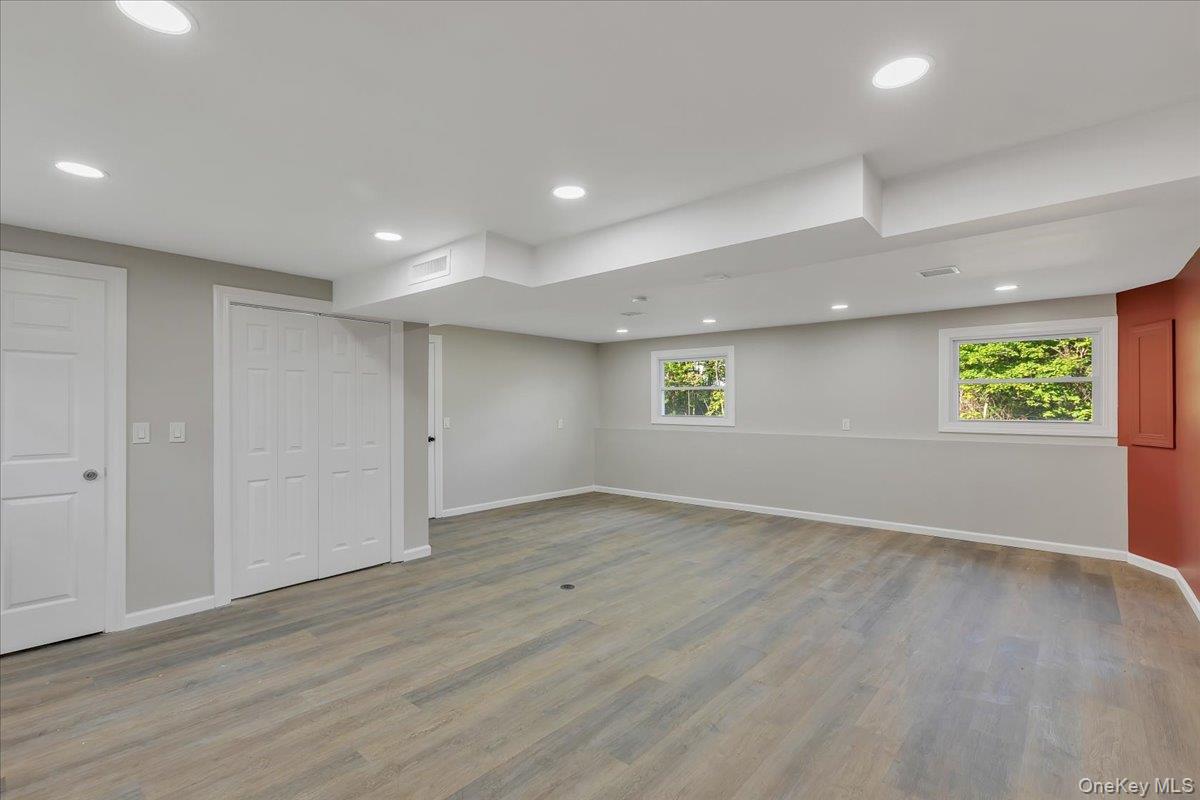 513 Canada Street – For Sale photo 37