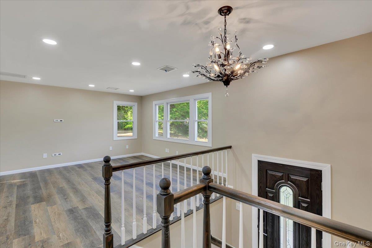 513 Canada Street – For Sale photo 9