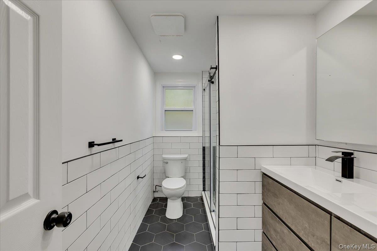 513 Canada Street – For Sale photo 39