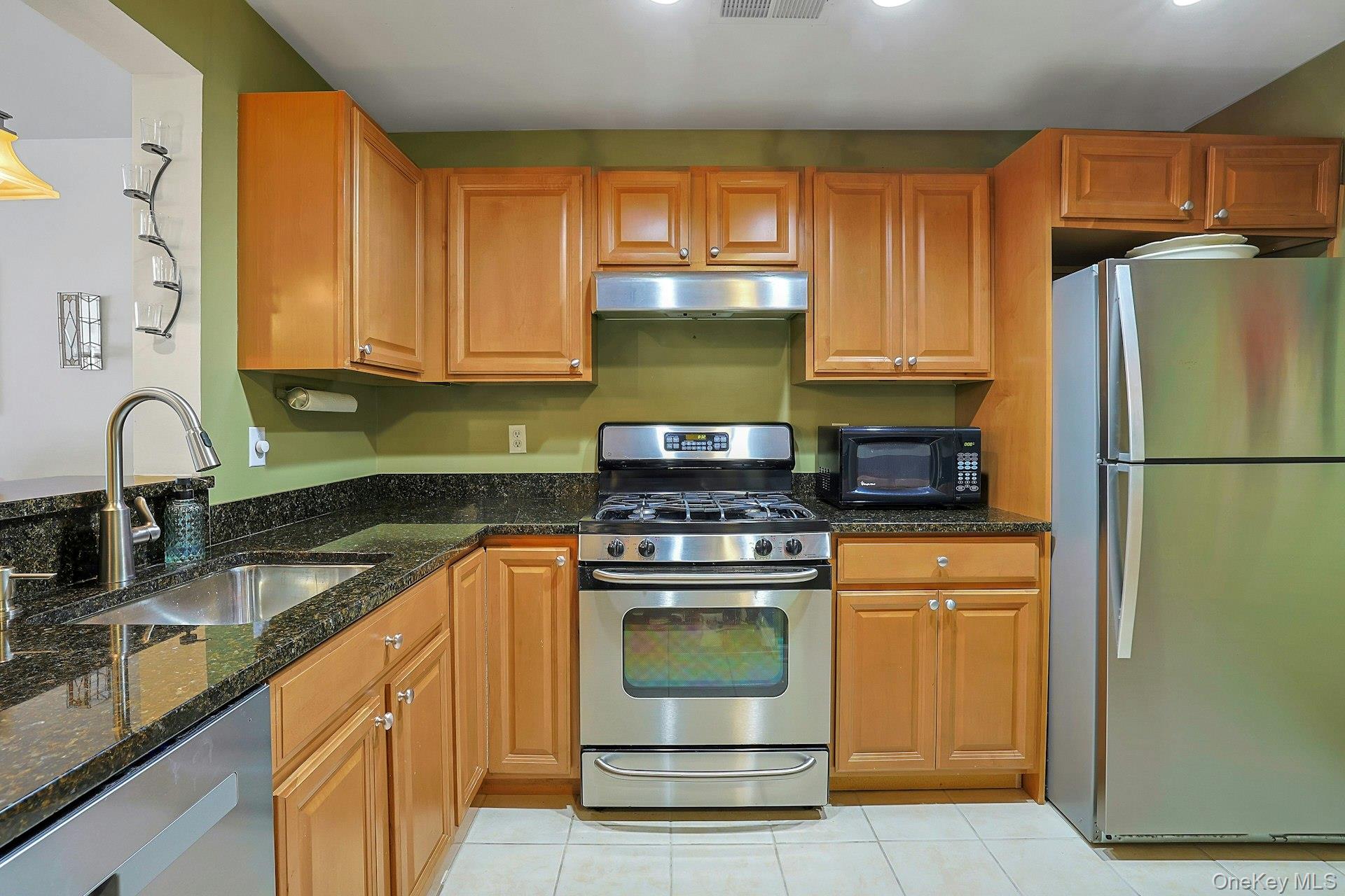 1310 Round Pointe Drive – For Sale photo 30