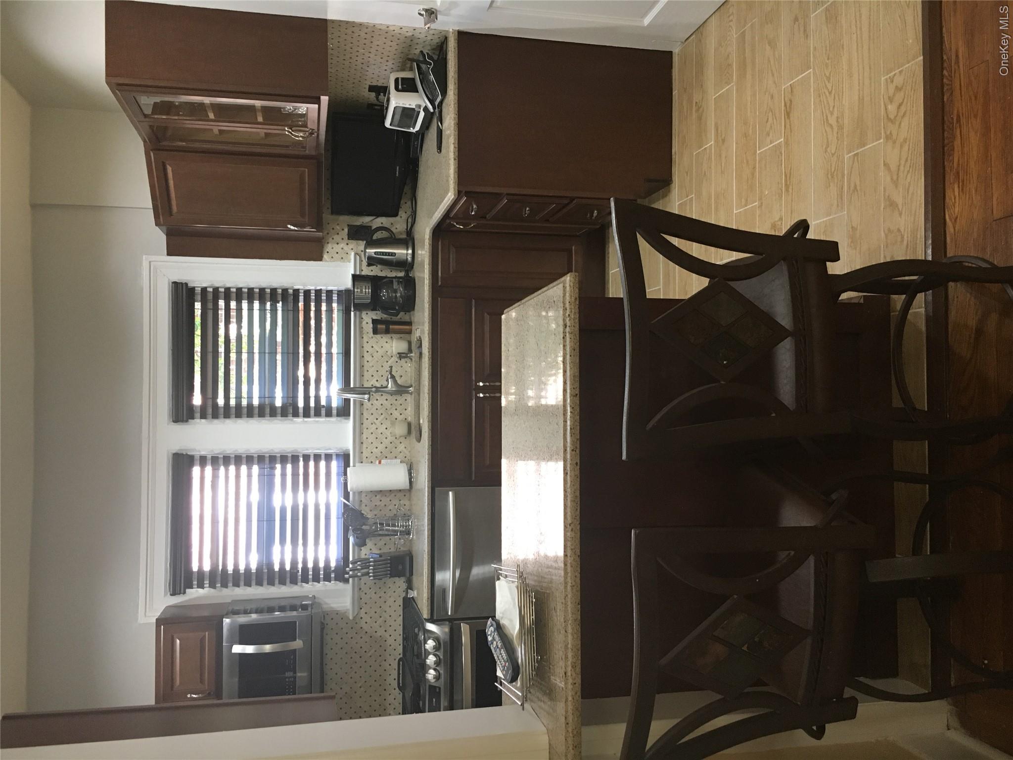 574 E 3rd Street, Unit 1 photo 7