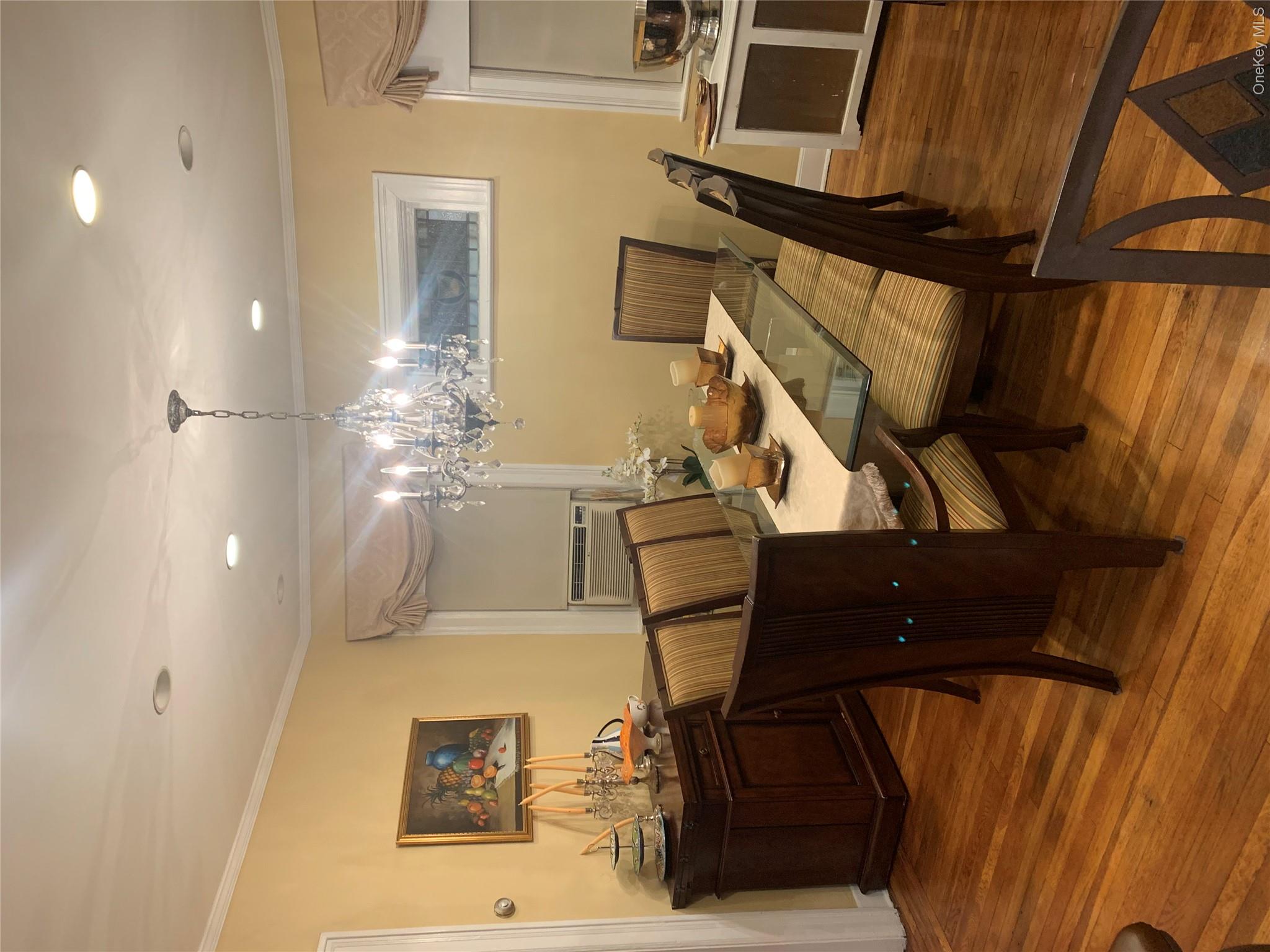 574 E 3rd Street, Unit 1 photo 5
