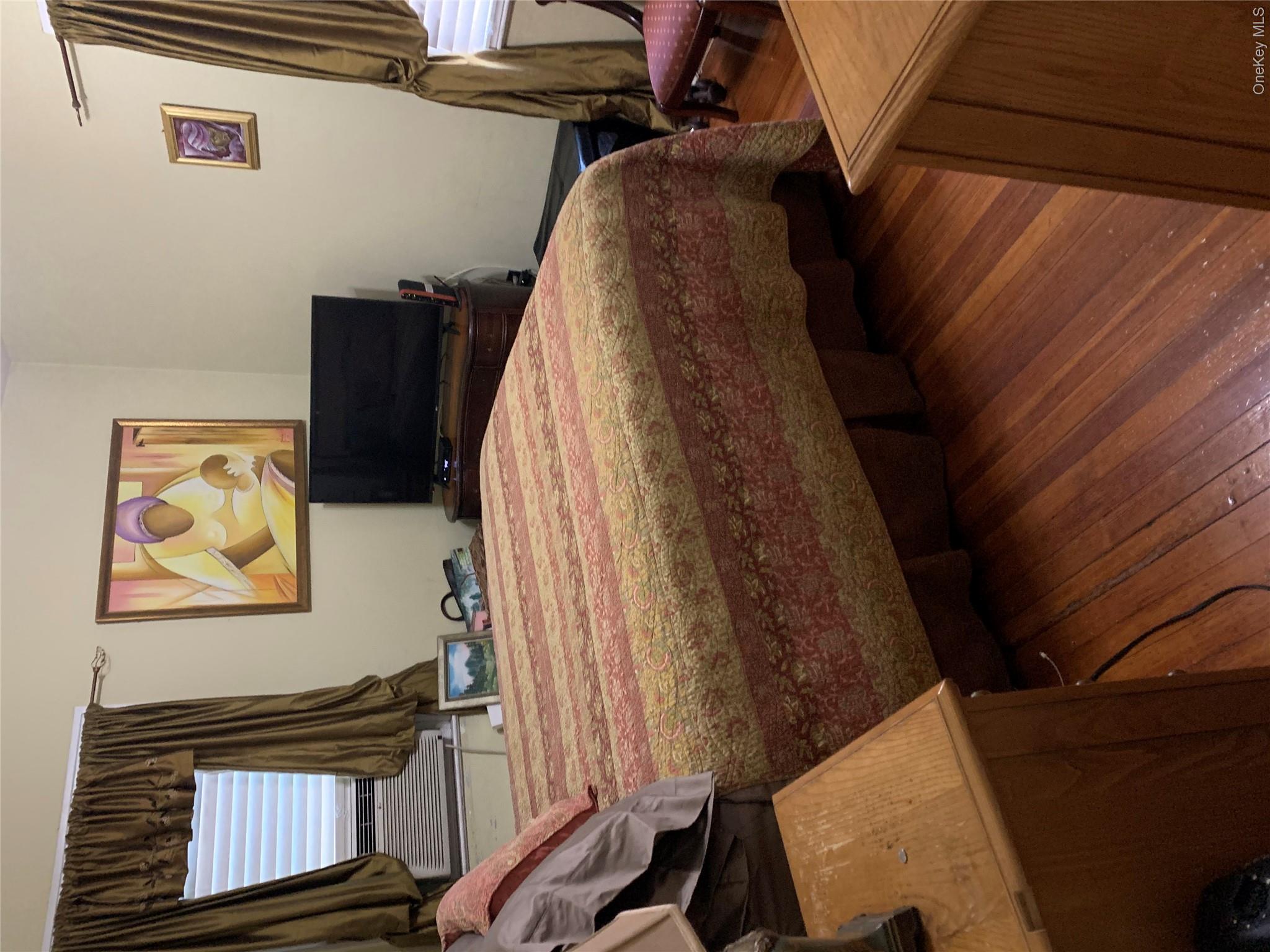 574 E 3rd Street, Unit 1 photo 11