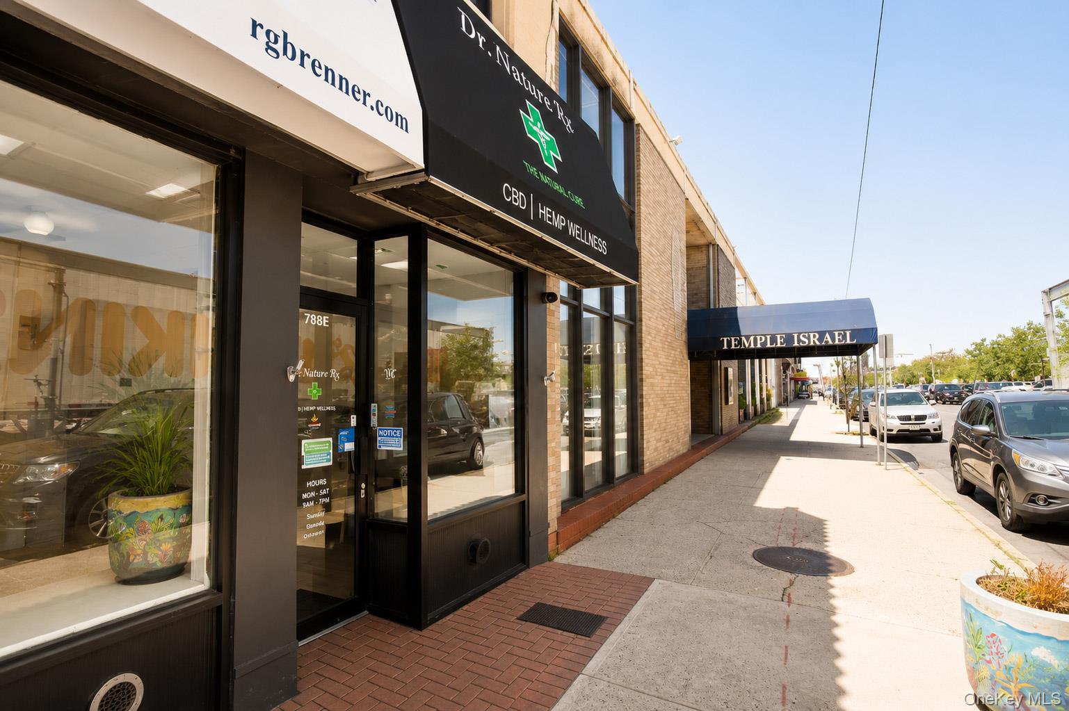 78 E Park Avenue – For Rent photo 3