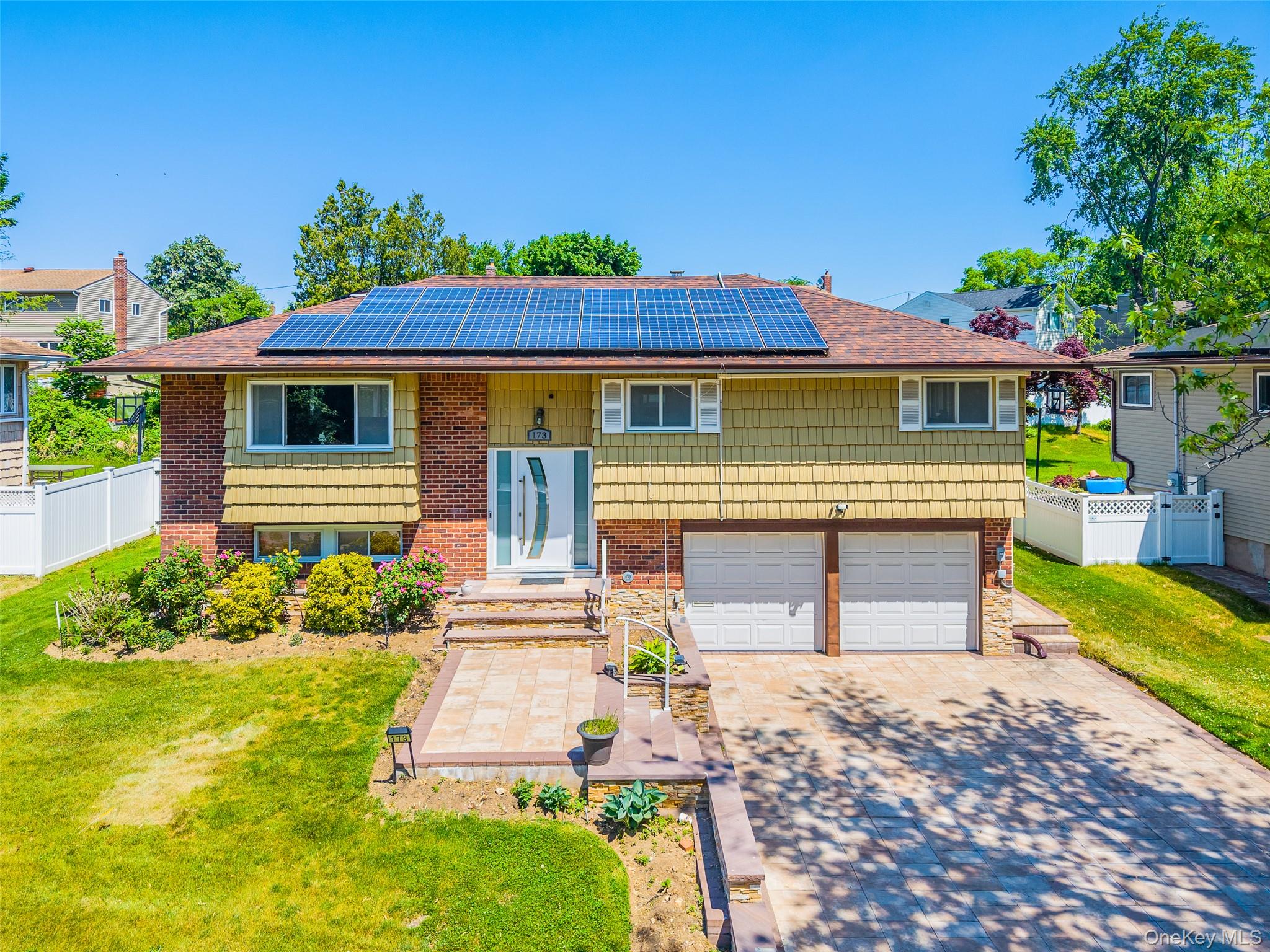 173 N Marginal Road – For Sale