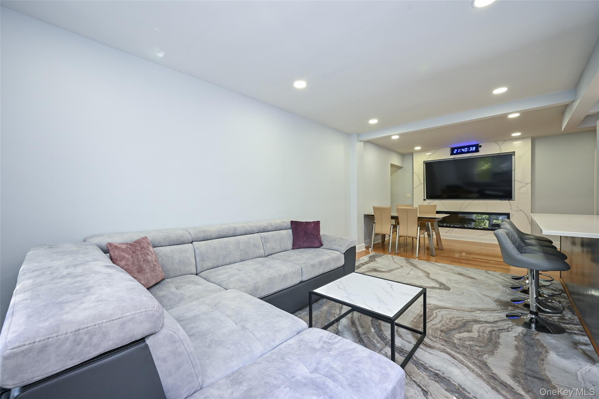 105-25 65th Avenue, Unit 4F photo 8
