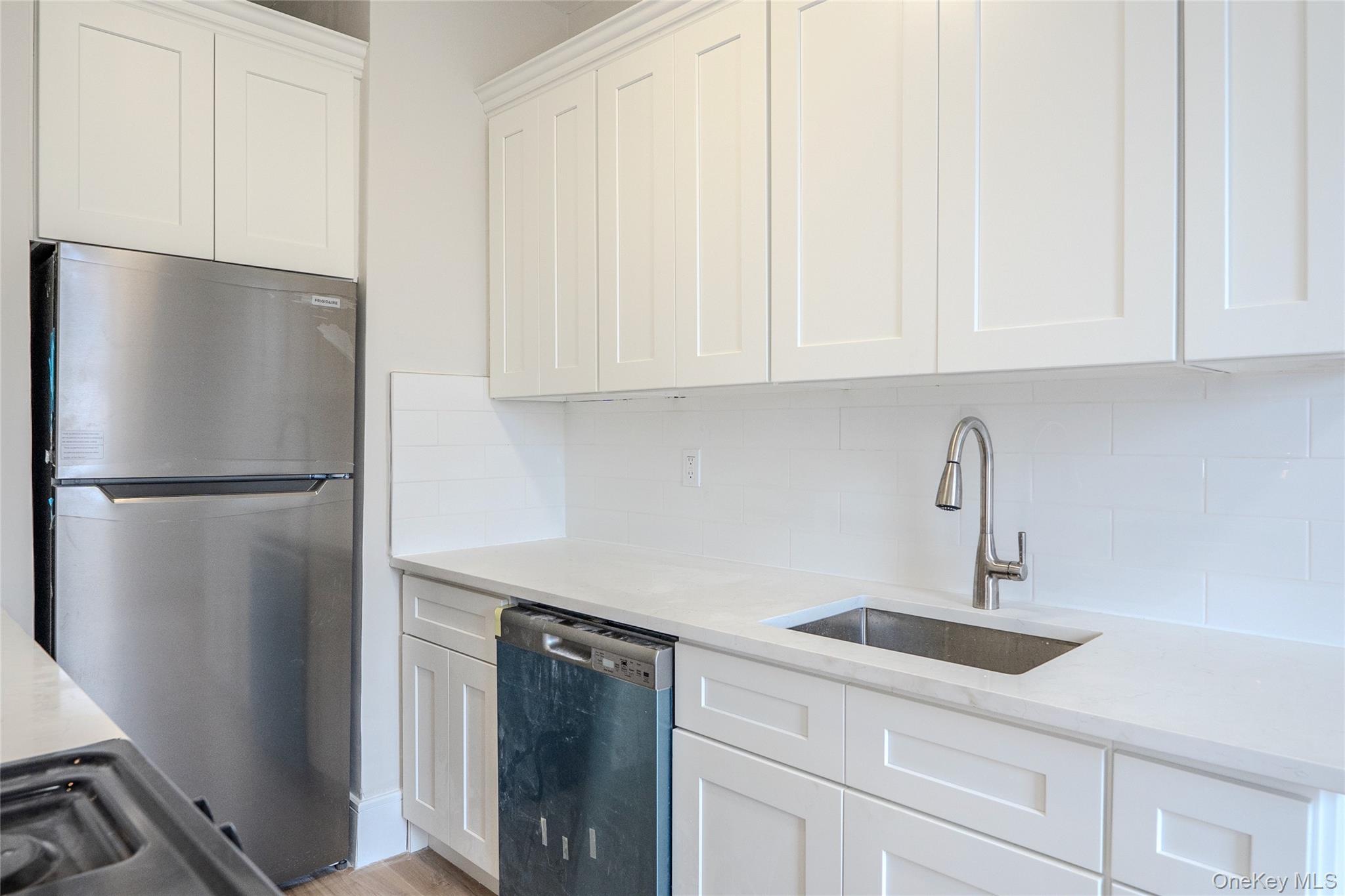155-17 Sanford Avenue, Unit 5B photo 5