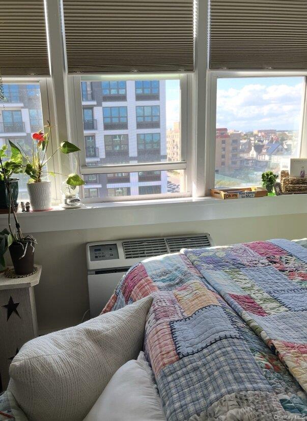210 E Broadway, Unit 6J photo 13