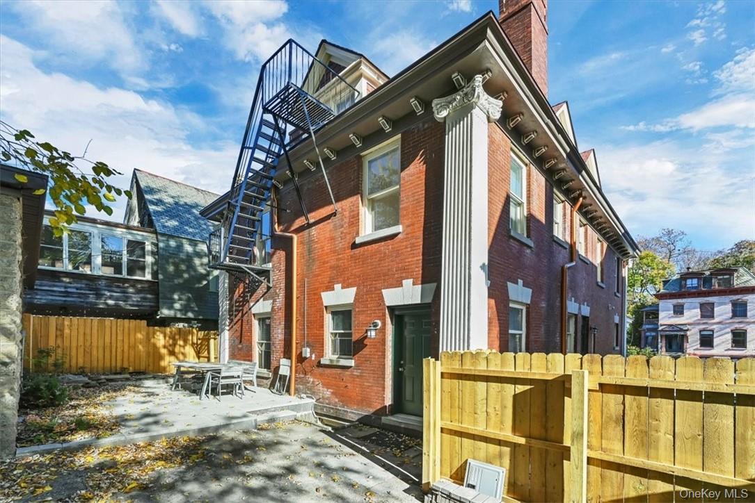 271 Liberty Street, Unit 1 photo 24