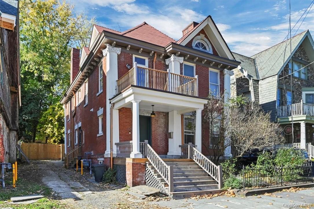 271 Liberty Street, Unit 1 photo 2