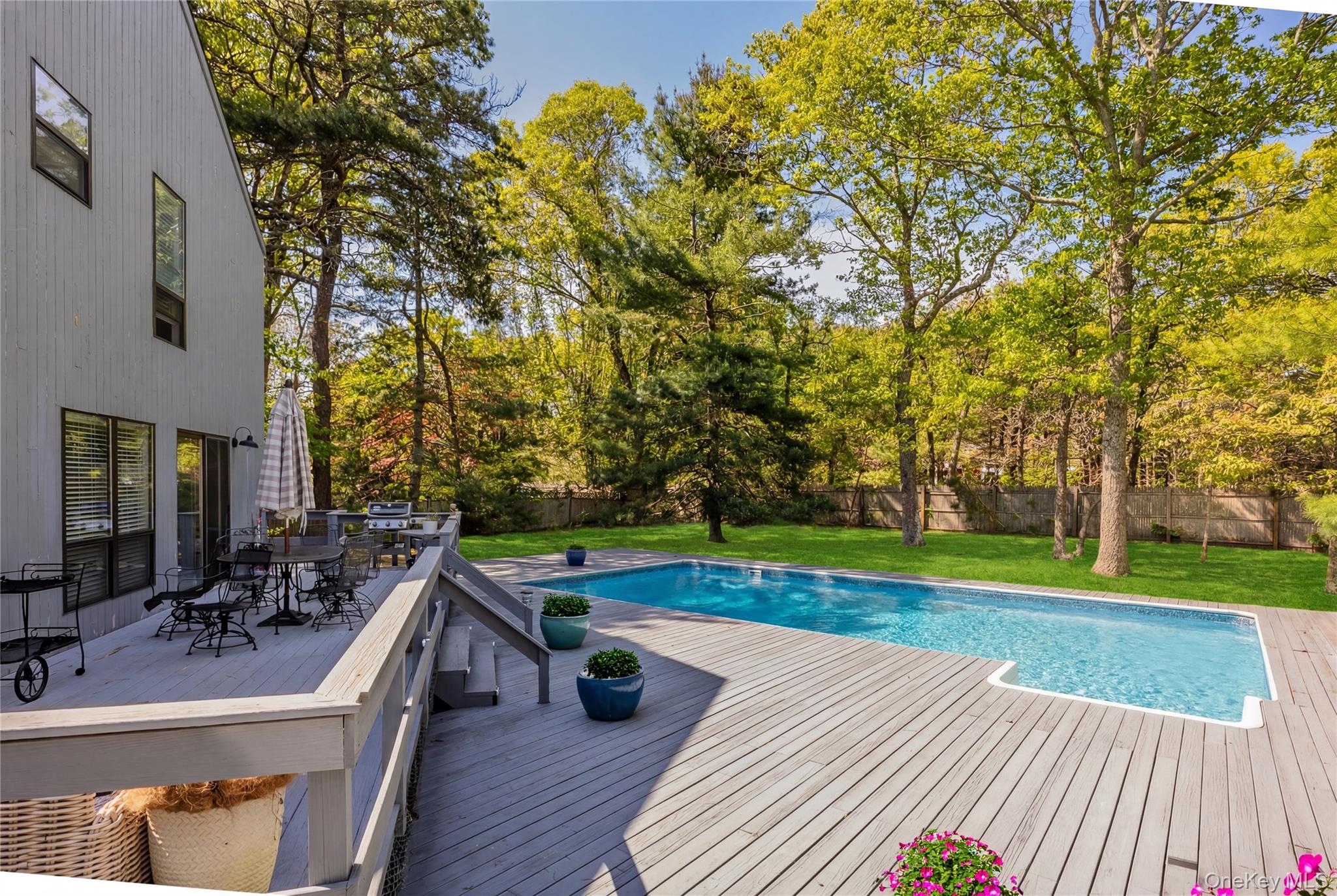 37 Blue Jay Way – For Sale photo 34