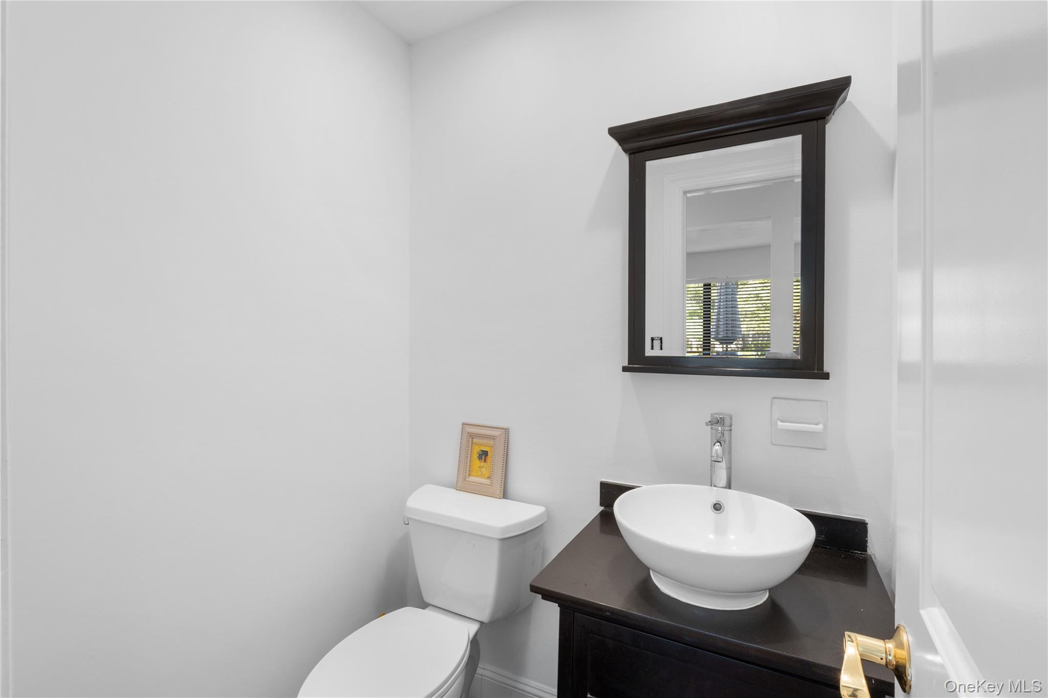 37 Blue Jay Way – For Sale photo 16