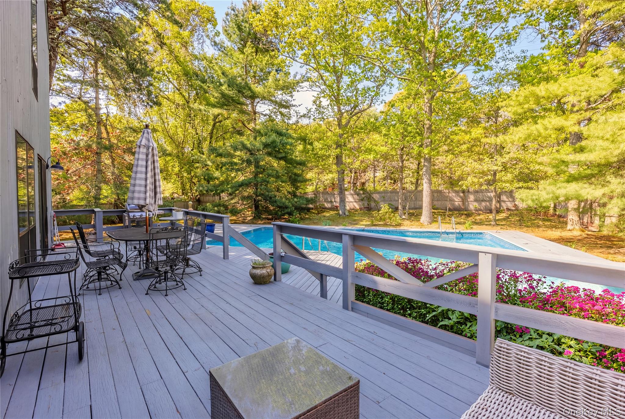 37 Blue Jay Way – For Sale photo 36