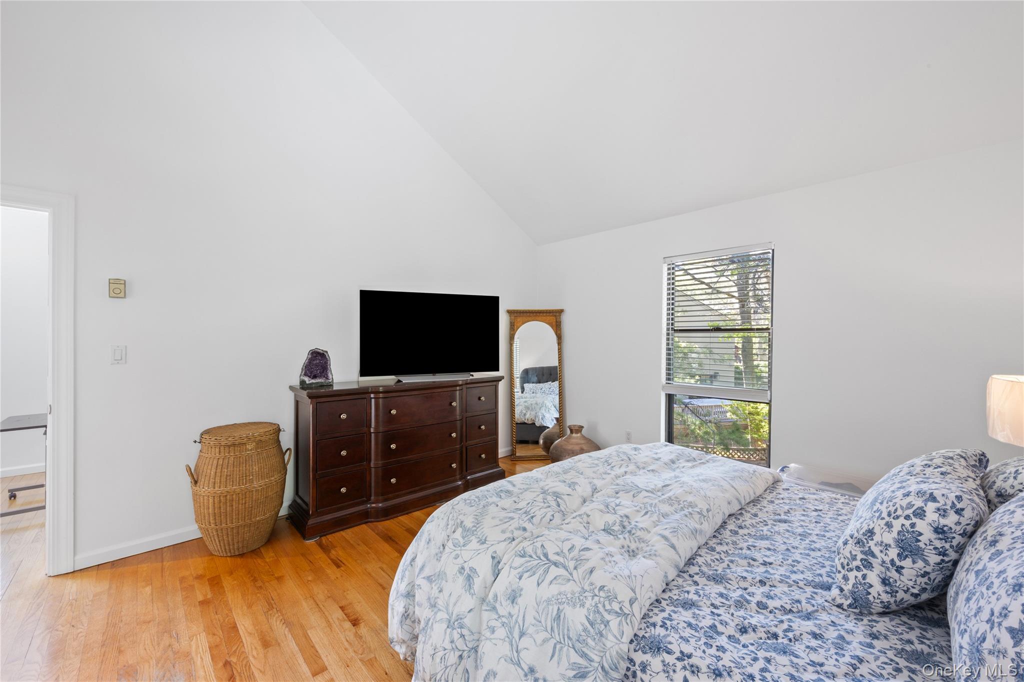 37 Blue Jay Way – For Sale photo 28