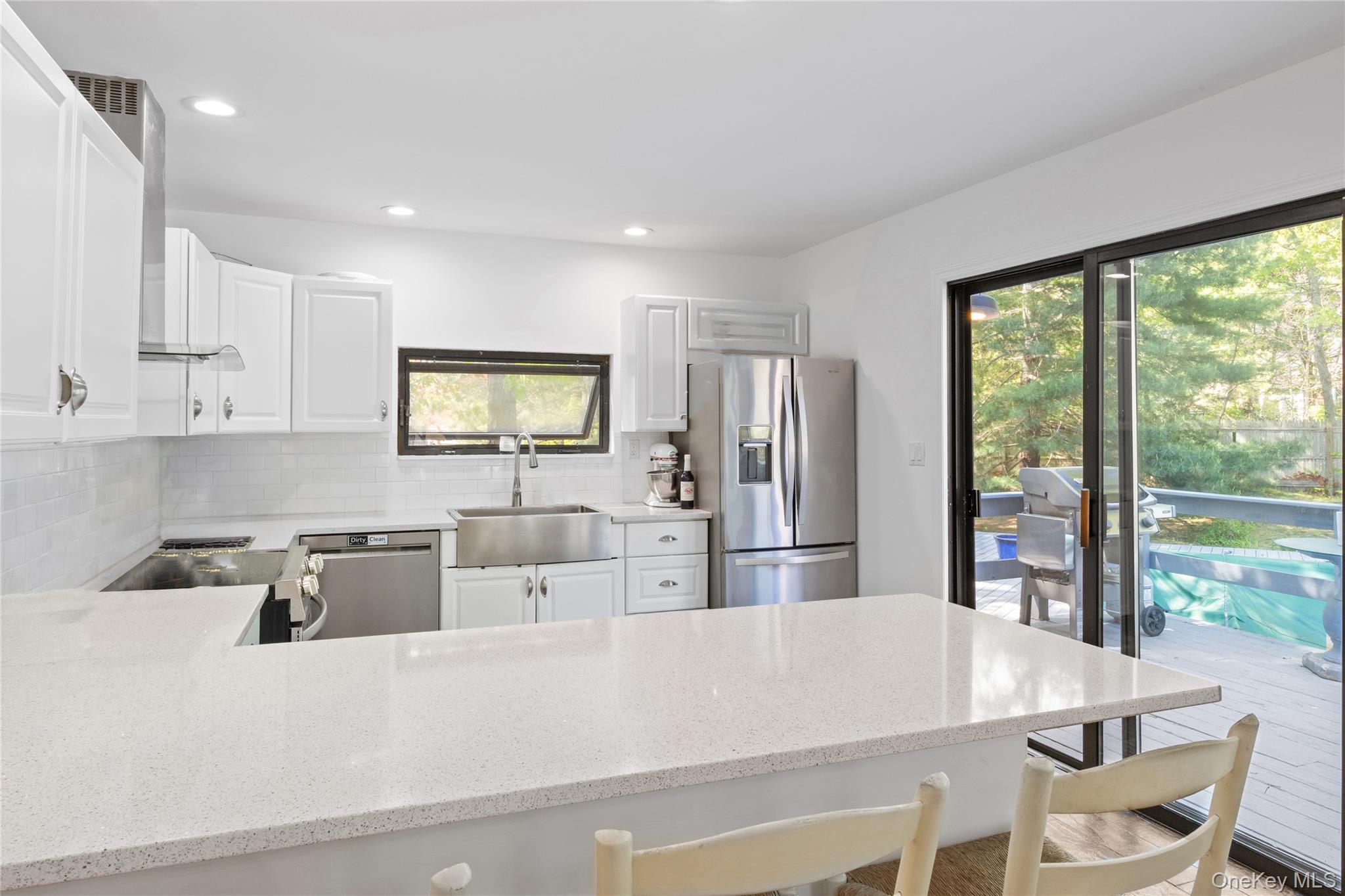 37 Blue Jay Way – For Sale photo 13