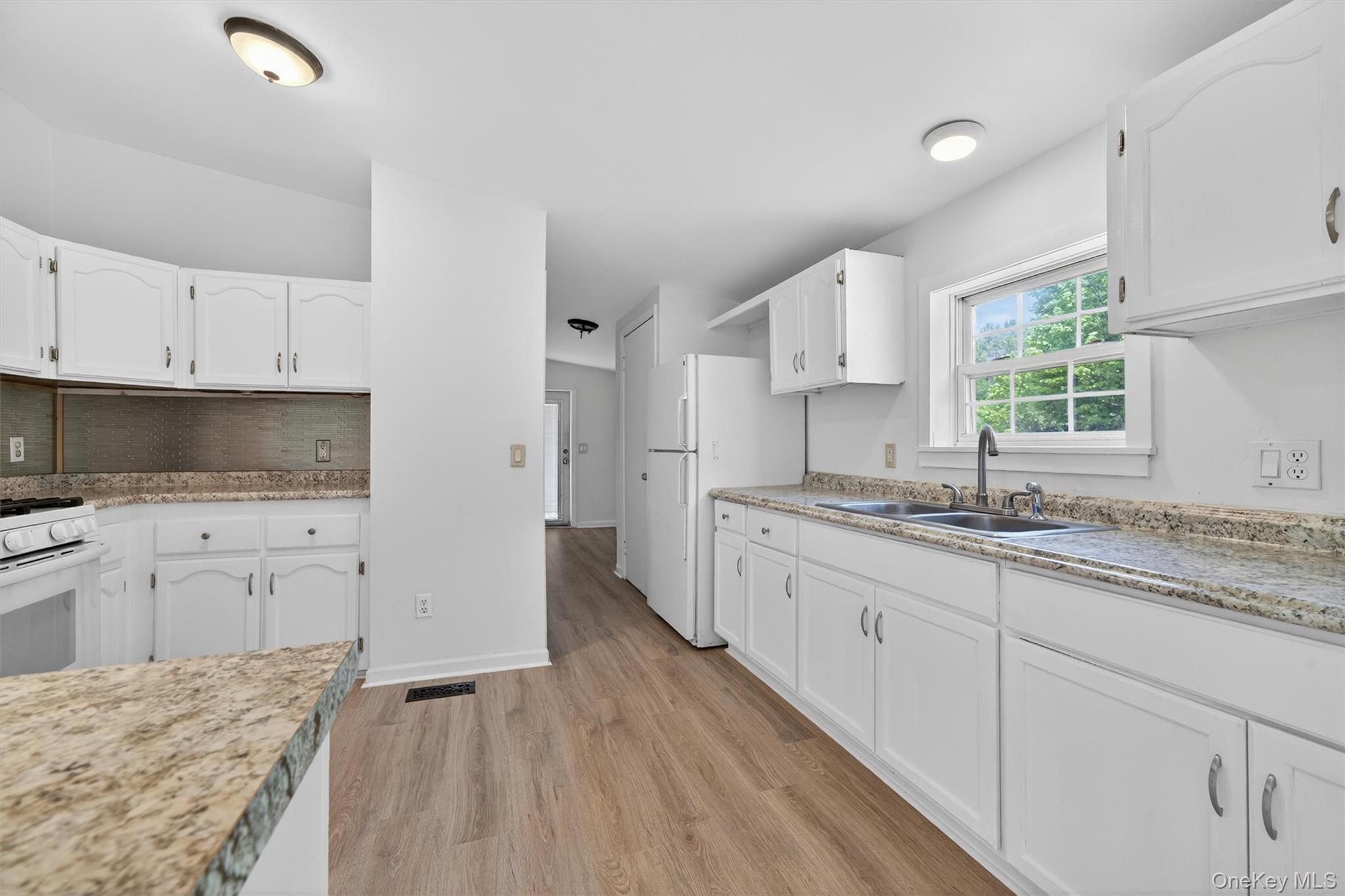 180 Bernas Road – For Sale photo 13
