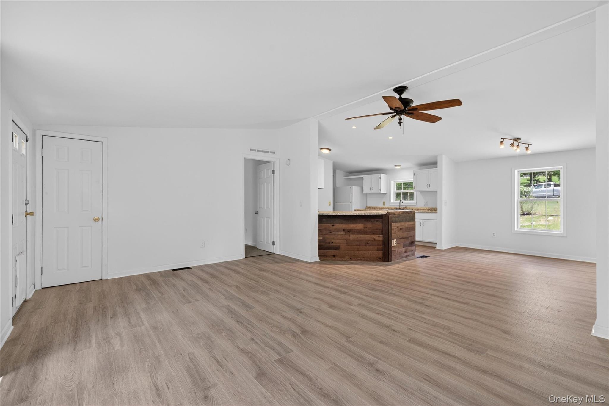 180 Bernas Road – For Sale photo 9