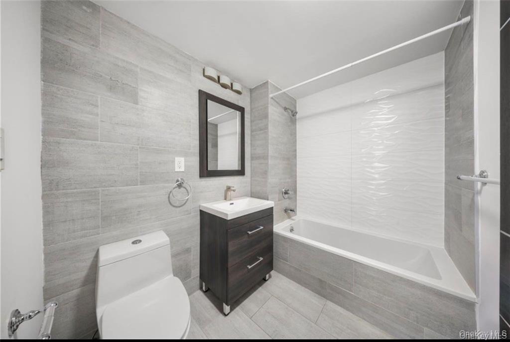 7009 45th Avenue, Unit 9E photo 11