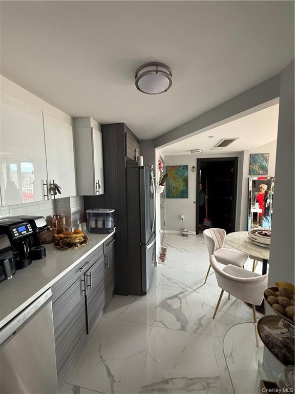 7009 45th Avenue, Unit 9E photo 7