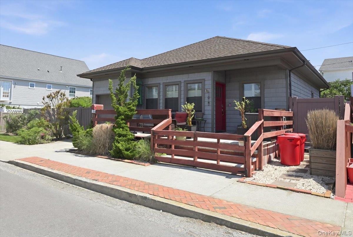 18 Clark Street – For Sale photo 3