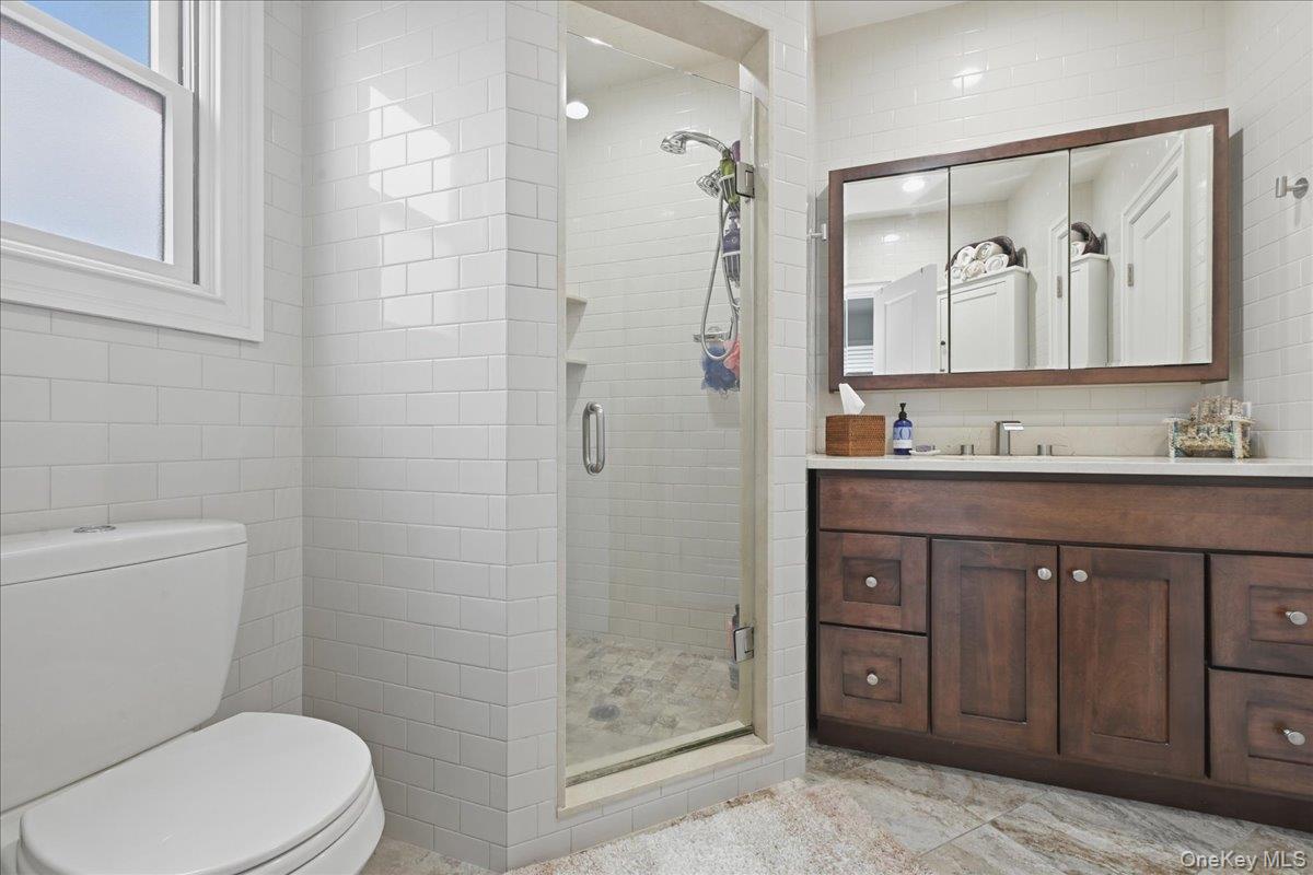 18 Clark Street – For Sale photo 23
